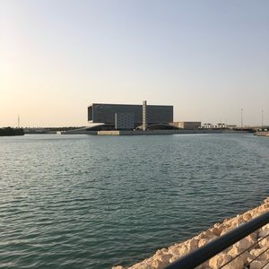 Meet your Posher, Neveen